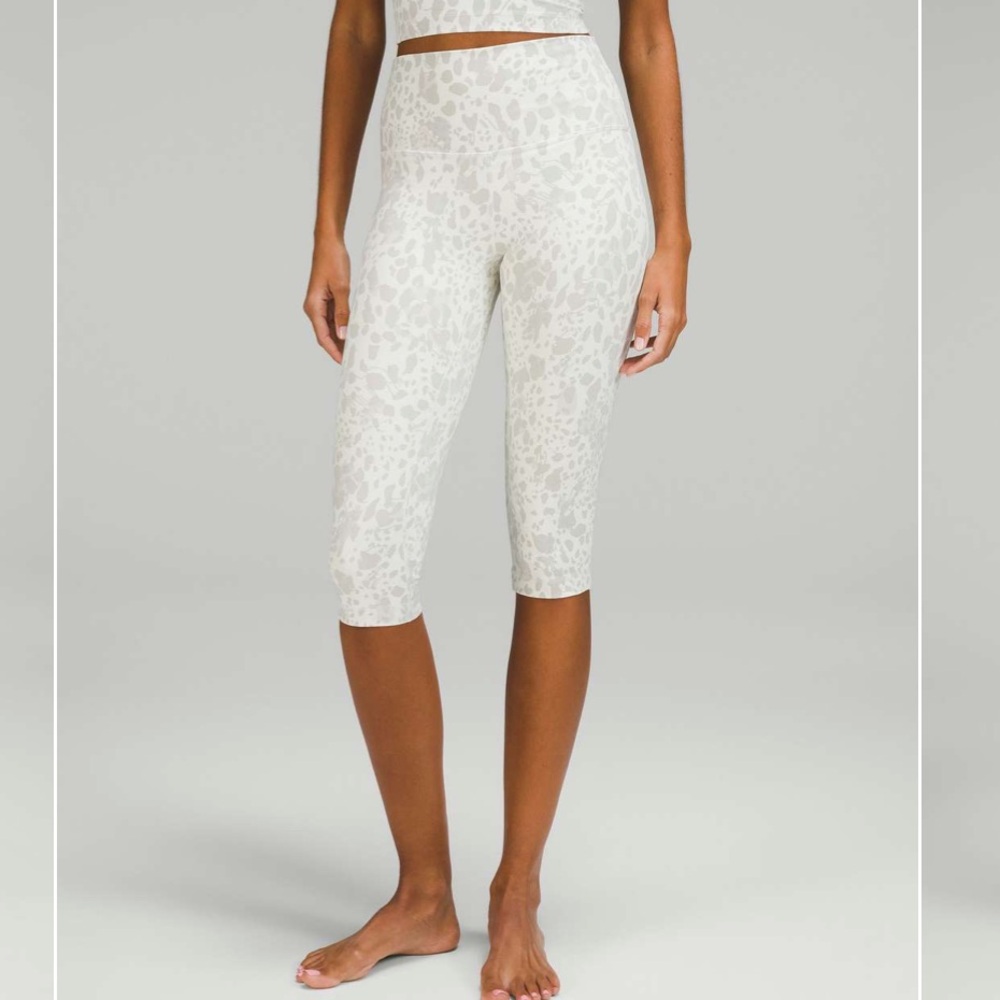 Lululemon Align High-Rise Crop 17" Cheetah Camo Antique White Multi size 2